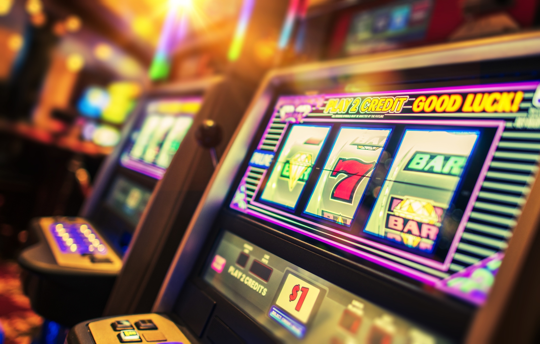 Kasino mana yang mengkhususkan diri dalam permainan slot 3D?